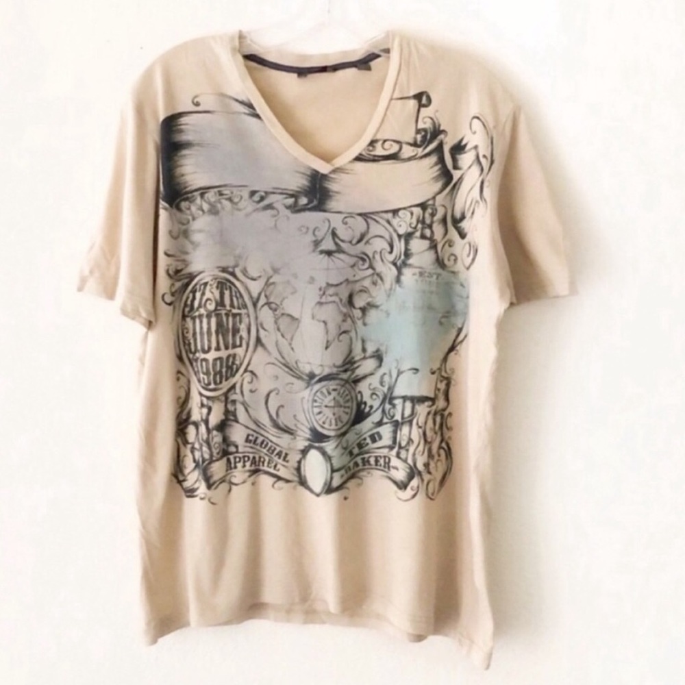 TED BAKER Men’s royal globe graphic tee V-neck